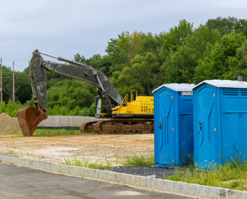 How to Choose a Provider for Portable Toilets on Your Construction Site